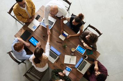 How Outsourcing Help To Handle Work Load in Freelancing